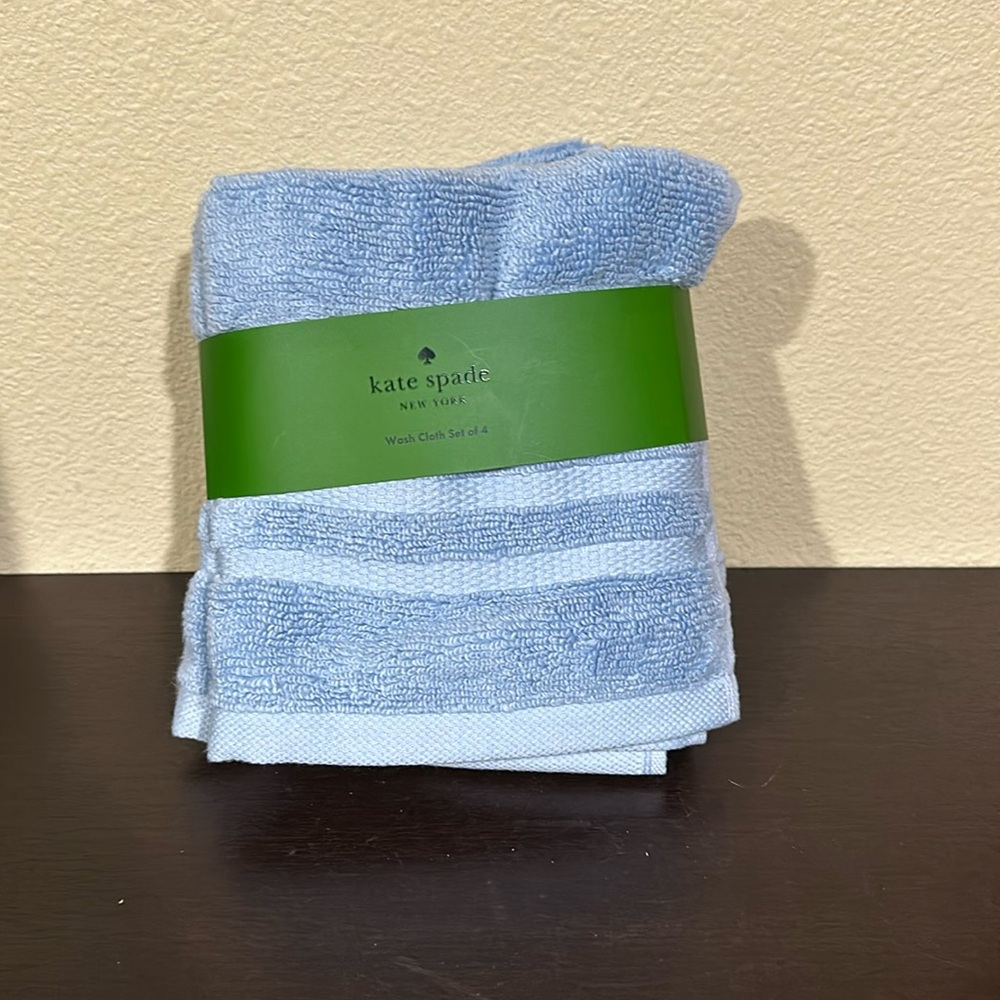 🎉HP🎉 NWT Kate Spade ♠️ washcloths